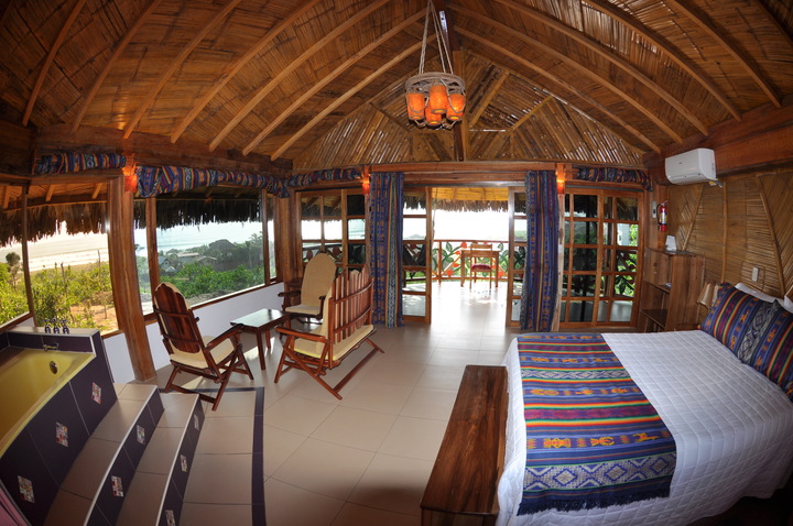 featured_lodge_azuluna_ecolodge.jpg